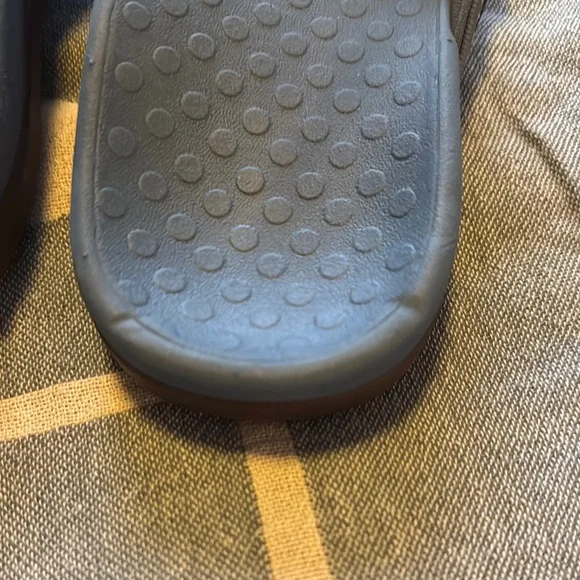 Vionic Blue Sandals with Textured Footbed - Picture 4 of 4